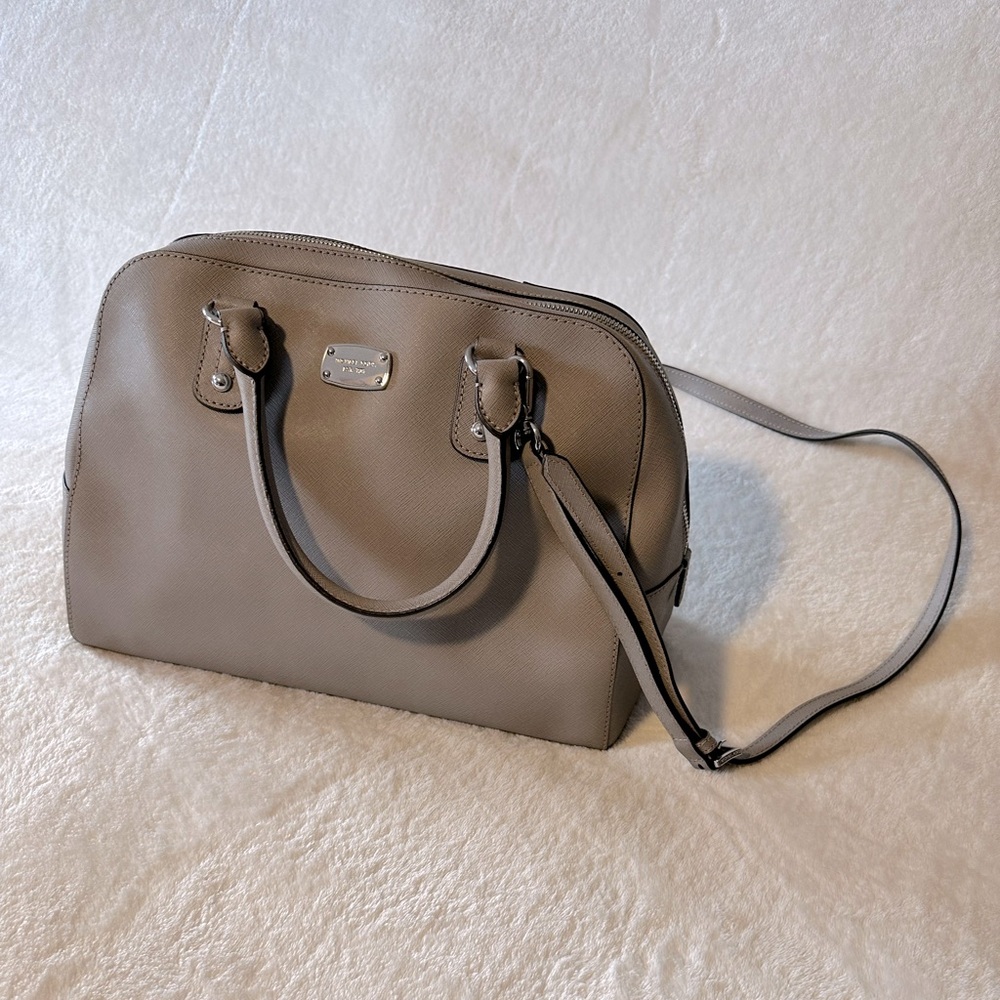 Like New Michael Kors Saffiano Leather Satchel